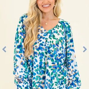 Chic Soul Blue Graphic Long Sleeve Blouse